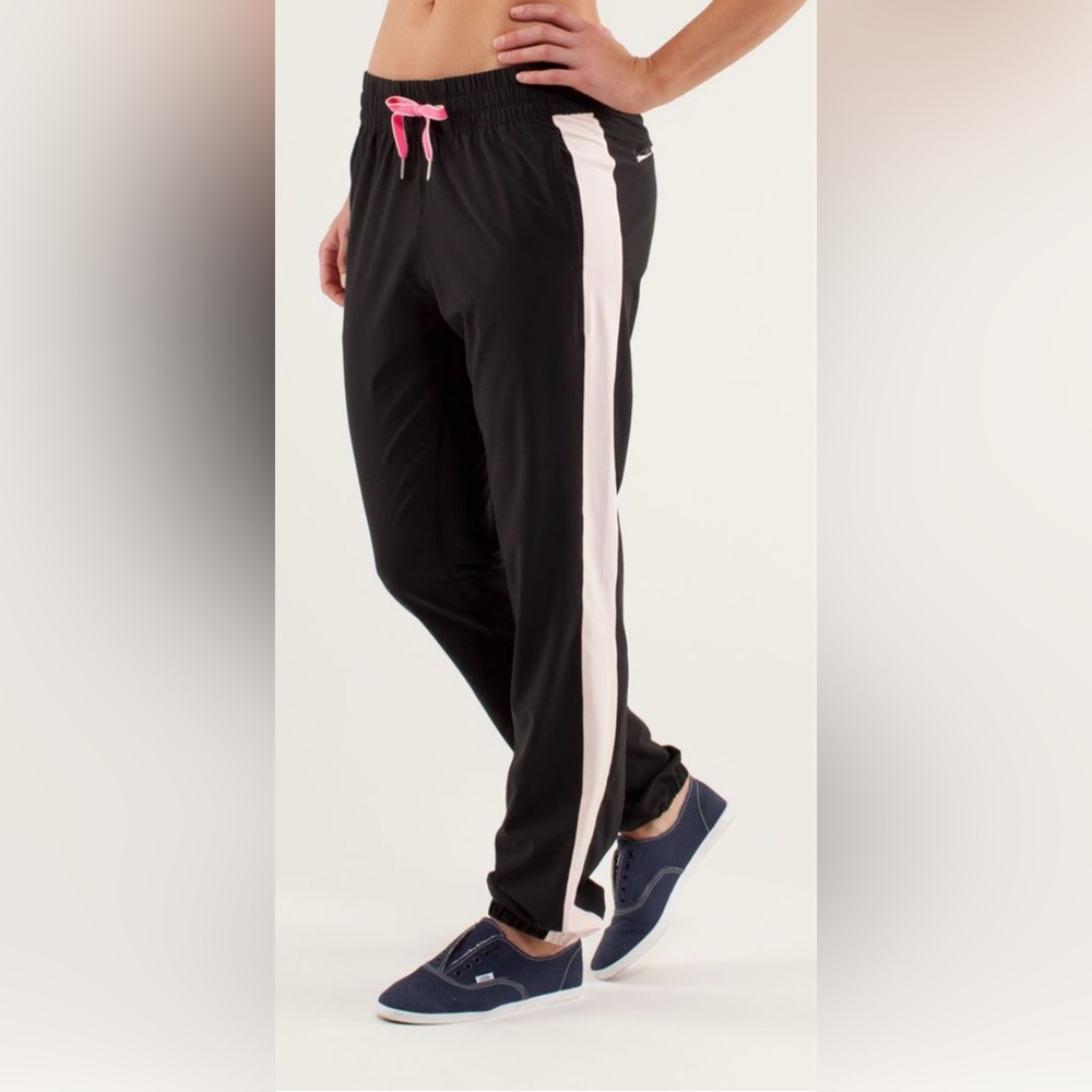Lululemon Work It Out Track Pants/Drawstring In Black/Parfait Pink Size 4